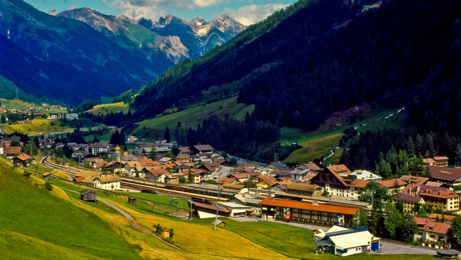 Austria (Image CC 2.0 by Thomas Tolkien /https://www.flickr.com/photos/tomtolkien/4223163857)