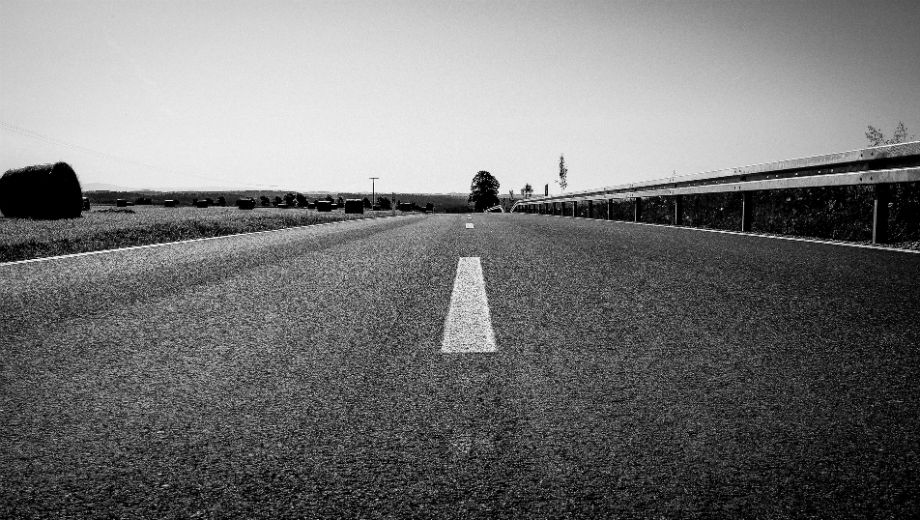 On the road (CC BY 2.0 by Matthias Ripp/https://www.flickr.com/photos/56218409@N03)