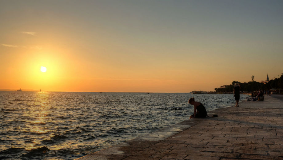 Sunset in Zadar (CC BY 2.0 by Min Zhou/https://www.flickr.com/photos/125945909@N05/19805722414)