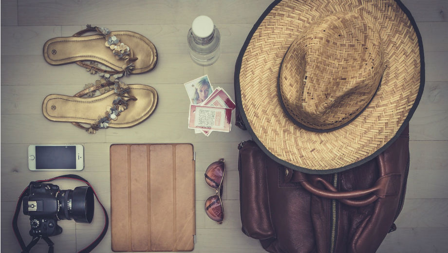 Travel (CC BY 2.0 by Sole Treadmill/https://www.flickr.com/photos/149902454@N08/34933837436)