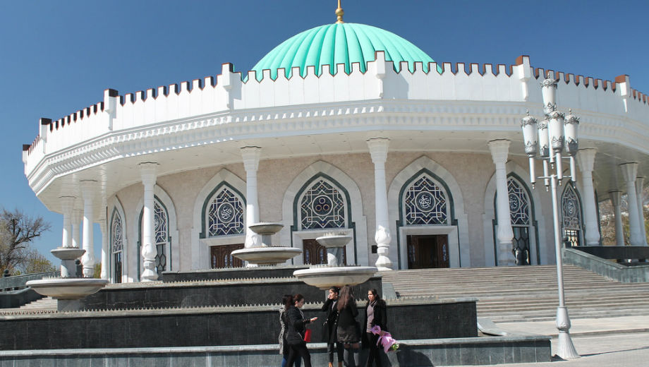 Uzbekistan (Image CC BY-ND 2.0 by Robert Wilson /https://www.flickr.com/photos/10186213@N07/20782581861)