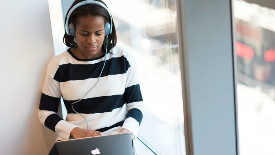 Webinar (wocintech (microsoft) - 104 – Flickr – CC BY 2.0)