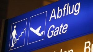 Lust auf das Ausland (Bild: CC BY 2.0 dirkvorderstrasse)